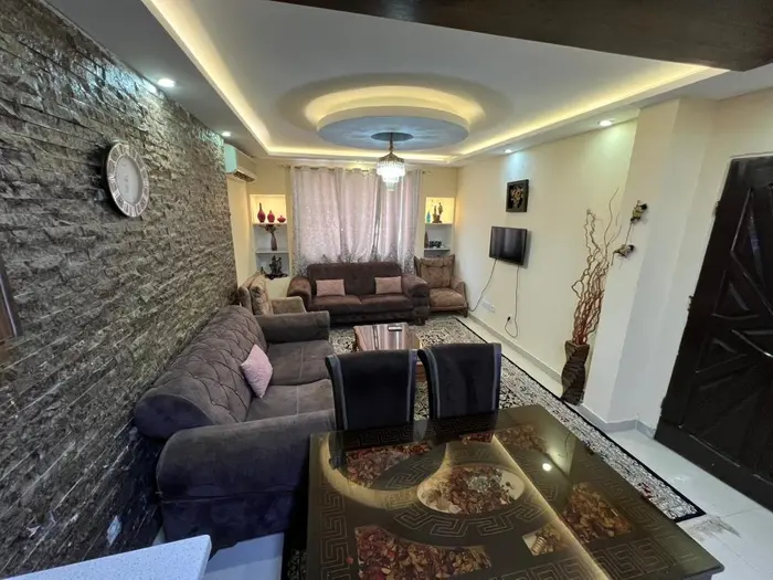 آپارتمان دوخوابه صدف 10