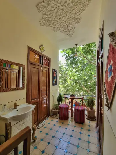 بومگردی ماه سلطان - واحد نازبانو