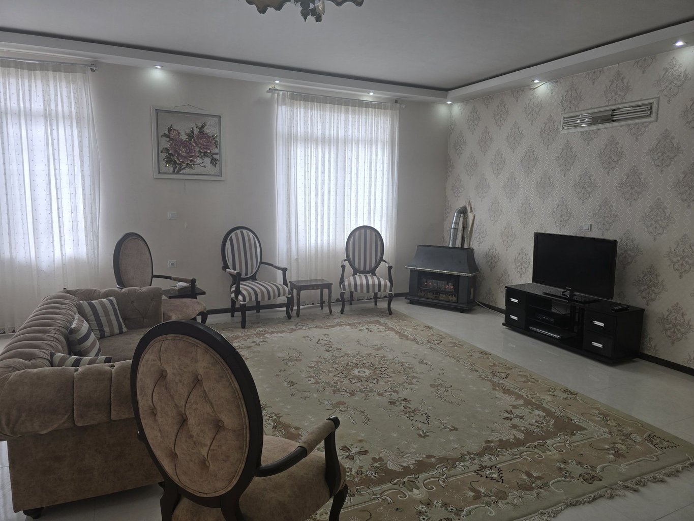 ویلا دوخوابه سرو ۱