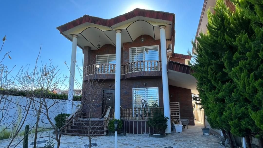 دوخوابه ساحلی اوستا