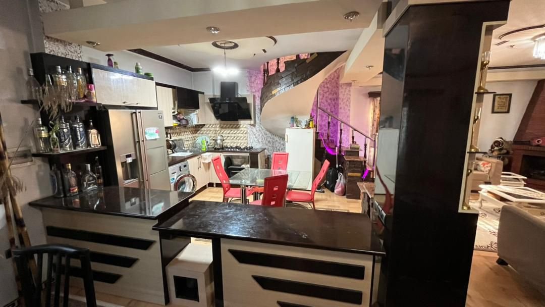 دوخوابه ساحلی اوستا