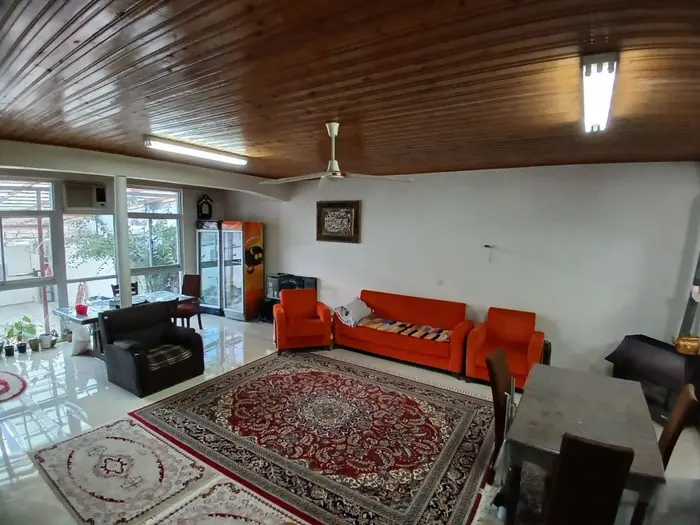 ویلا دوخوابه بیدمجنون ۲ - پذیرایی