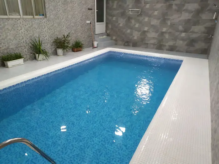 ویلا دوخوابه استخردار آبگرم باغ آیین