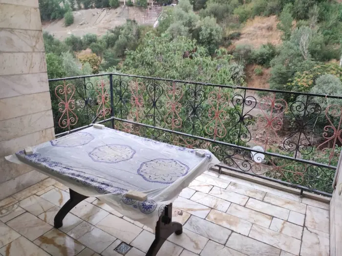 دوخوابه جنگلی قربانی -   