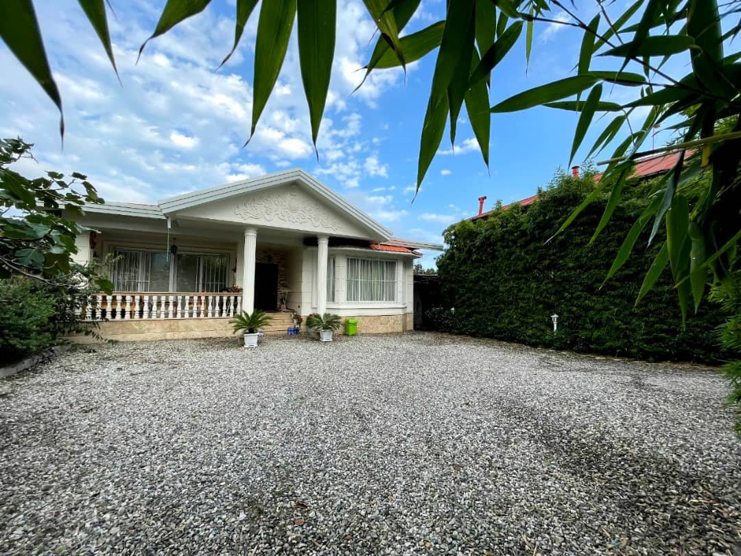 سه خوابه استخردار آبگرم آرامش لیدو