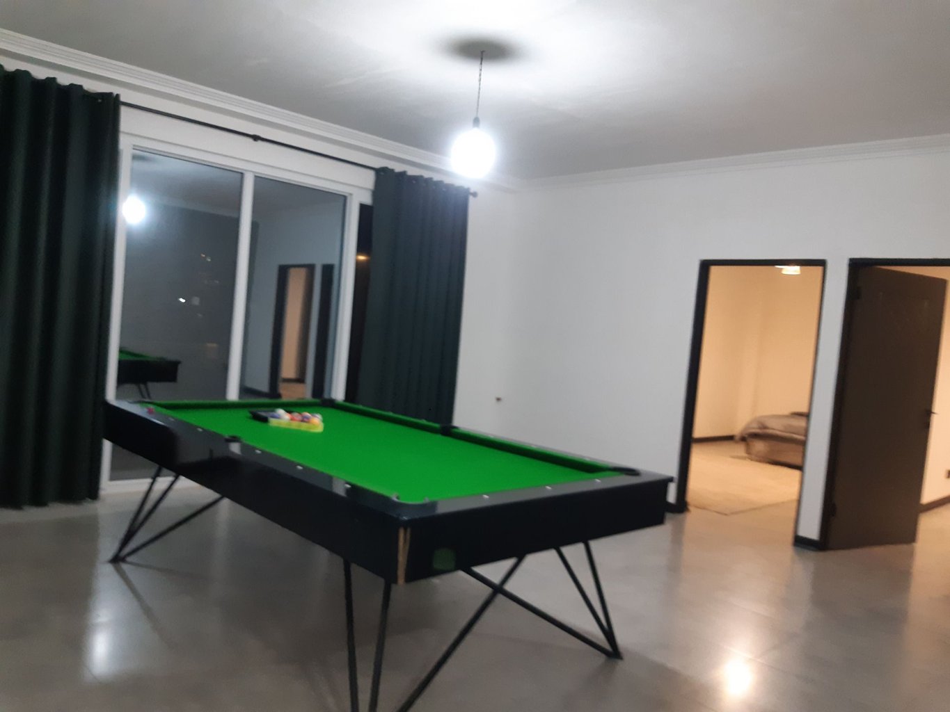 ویلا سه خوابه استخردار آبگرم بهنوی