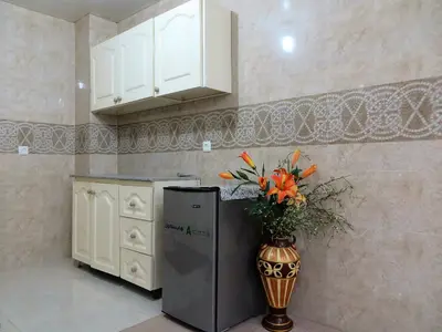 سوئیت فلت آزادمهر