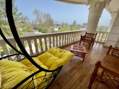 ویلا سه خوابه استخردار آبگرم عمارت مادر