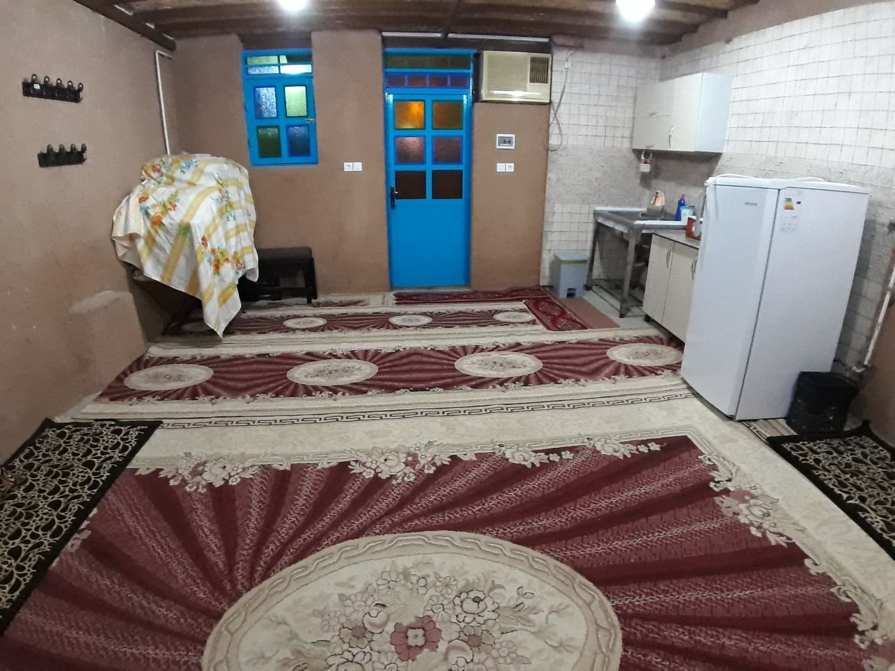 بومگردی یک خوابه دوگ دلارام اتاق مرجان