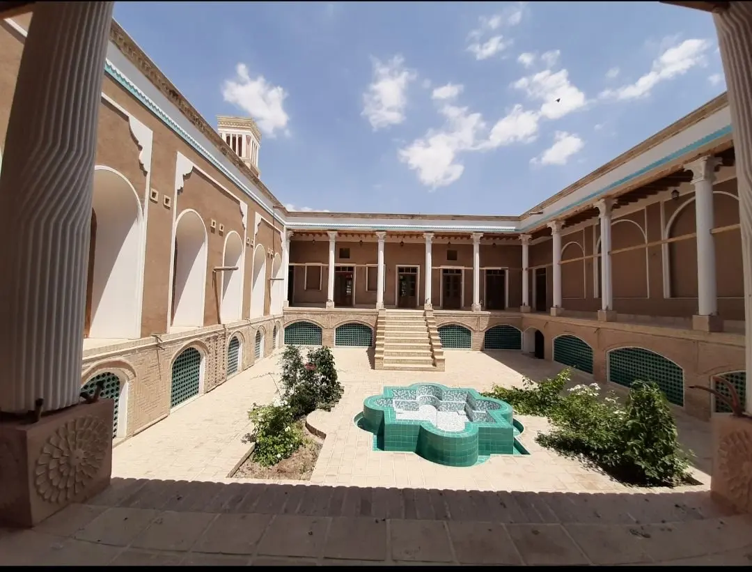 اقامتگاه سنتی اسفنجان - واحد 8