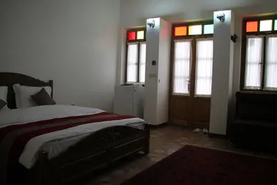 اقامتگاه سنتی اسفنجان - واحد 3