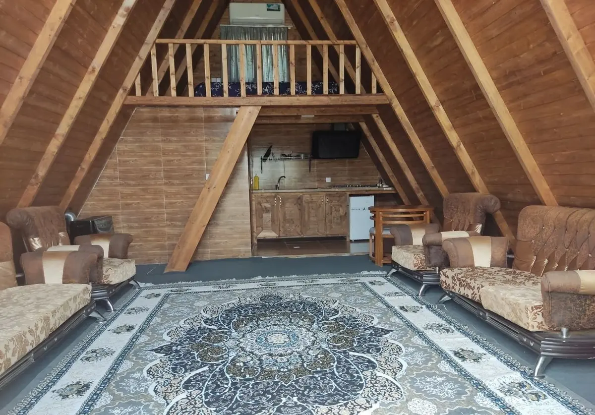 کلبه یک خوابه جکوزی دار دوقلوها - سالن و خواب واشپزخانه