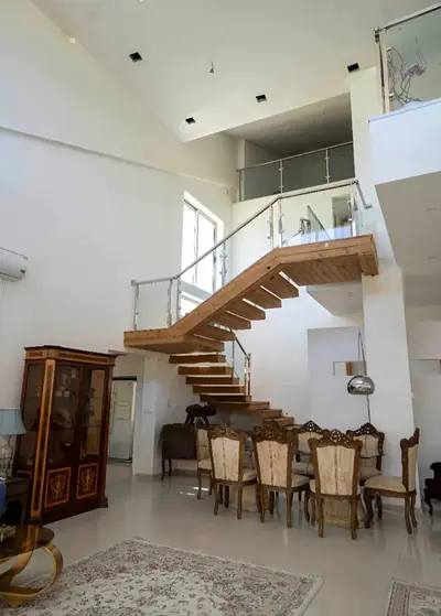 ویلا چهارخوابه استخردار آبگرم عمارت گلشن 1