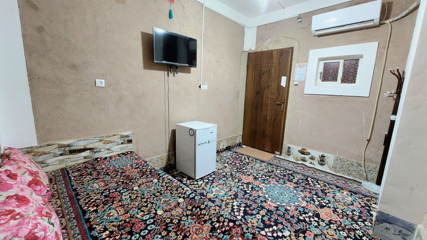 بوم گردی کلوت حرفه ای شهداد - واحد 1