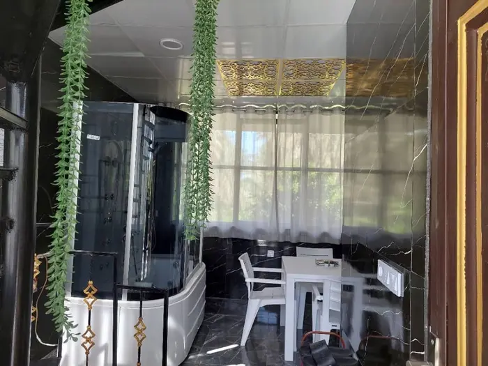 مجتمع اقامتگاهی کلوت شهداد - واحد جکوزی دار ۱۸