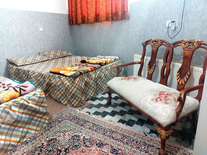 سوئیت سلطانی - واحد 104 پنج تخته