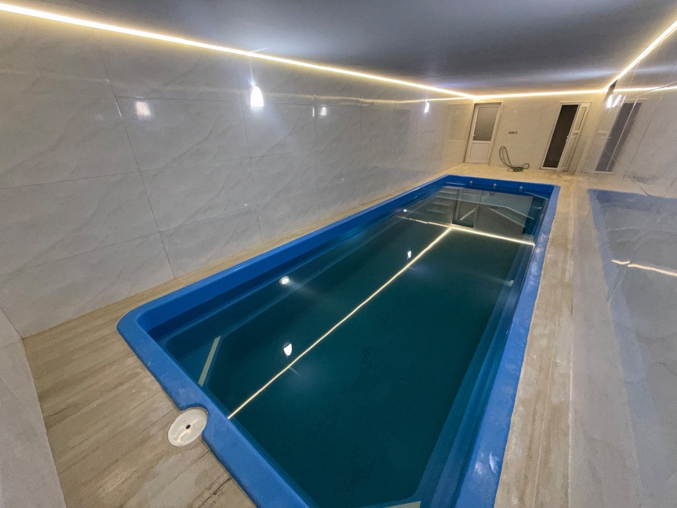 ویلا دوخوابه استخردار باغ آرامش