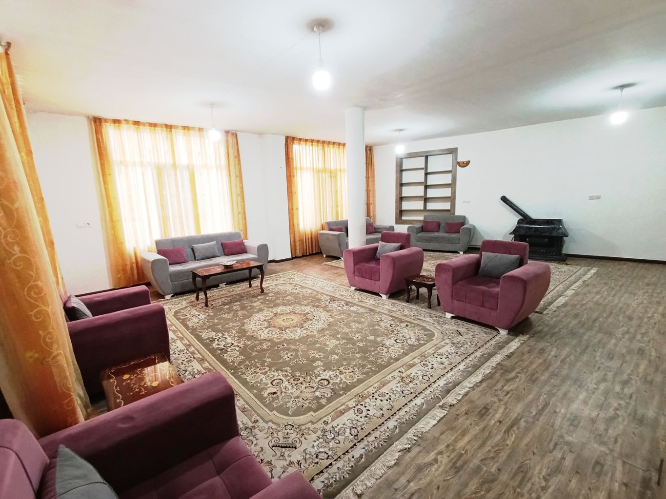 ویلا یک خوابه جنگلی بهشت طرقبه