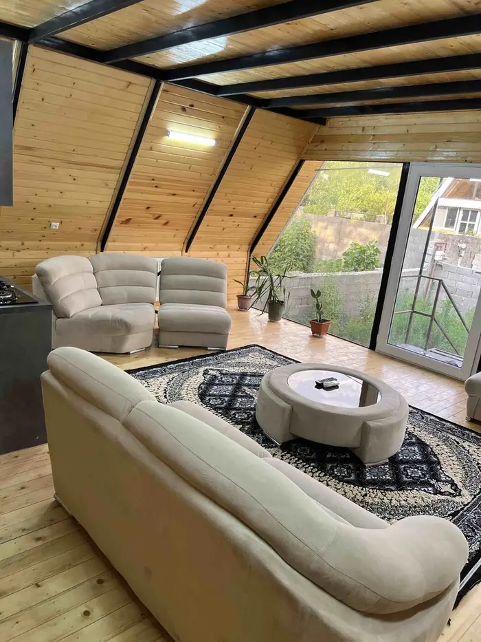 کلبه یک خوابه سوئیسی آرشام - انتخاب عنوان تصویرحال 