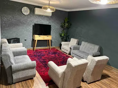 کلبه دوخوابه سوئیسی استخردار آبگرم مسرور