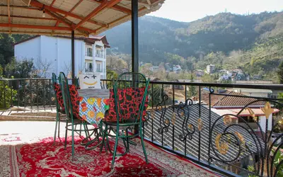 ویلا دوخوابه جنگلی فاطیما سفید تمشک