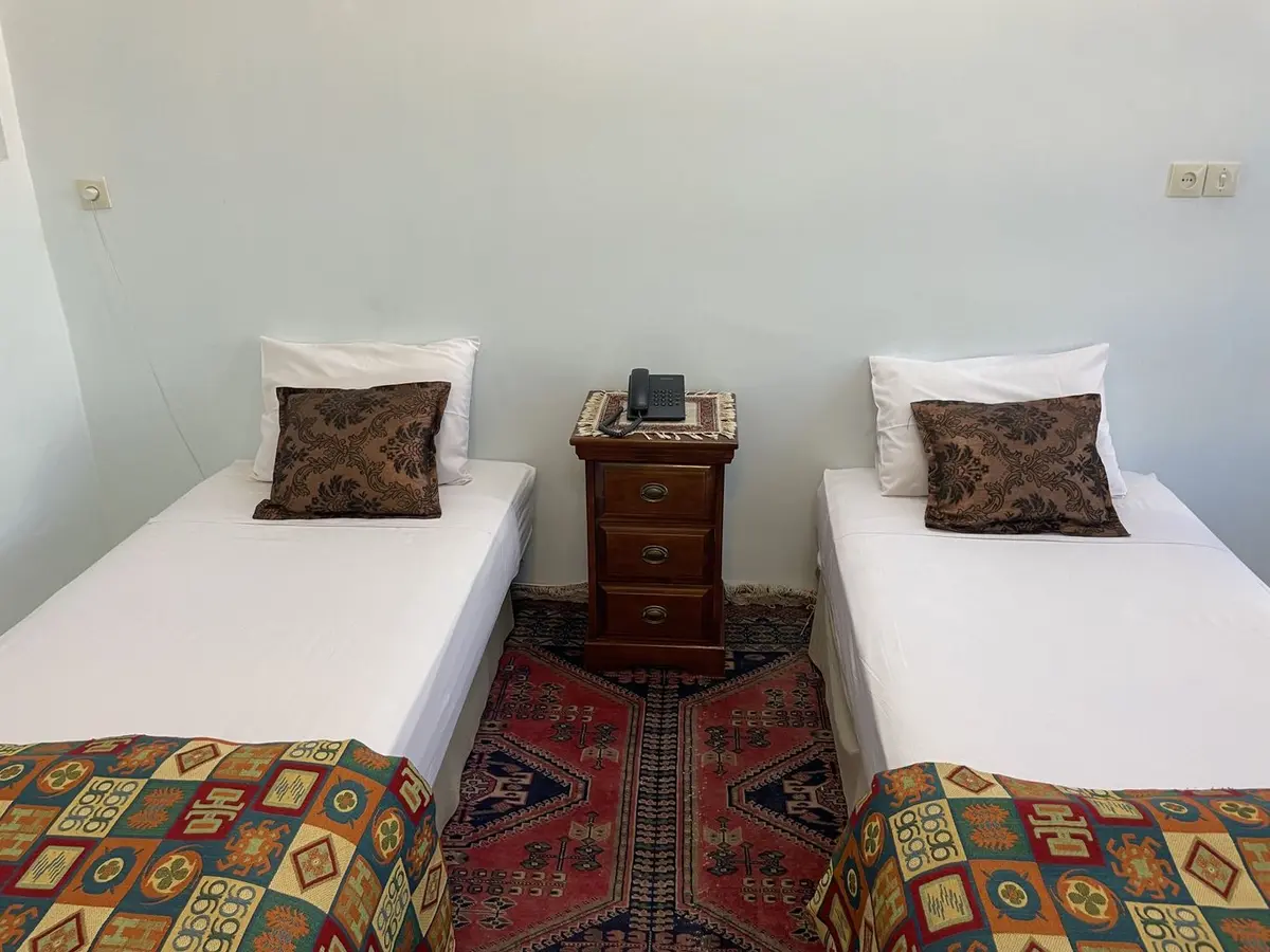 اقامتگاه سنتی نگین - سه تخته الماس