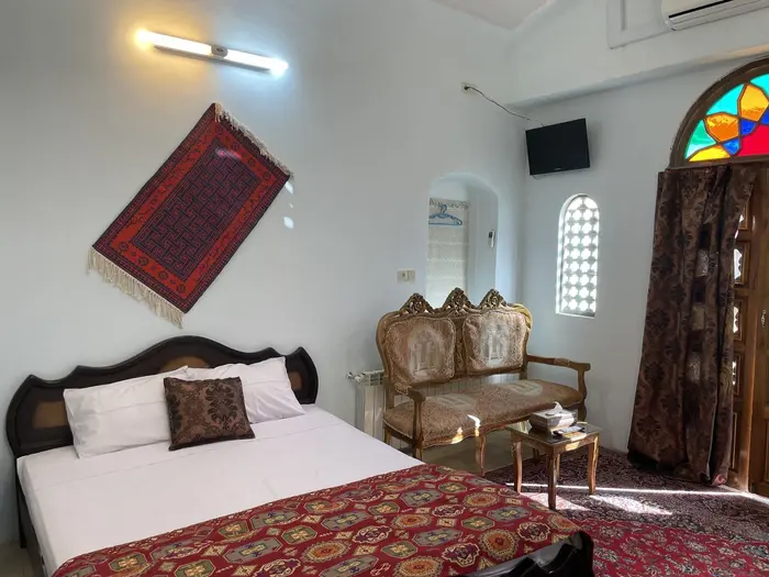 اقامتگاه سنتی نگین - سه نفره زمرد