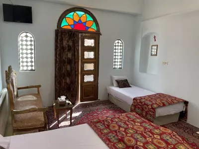 اقامتگاه سنتی نگین - سه نفره زمرد