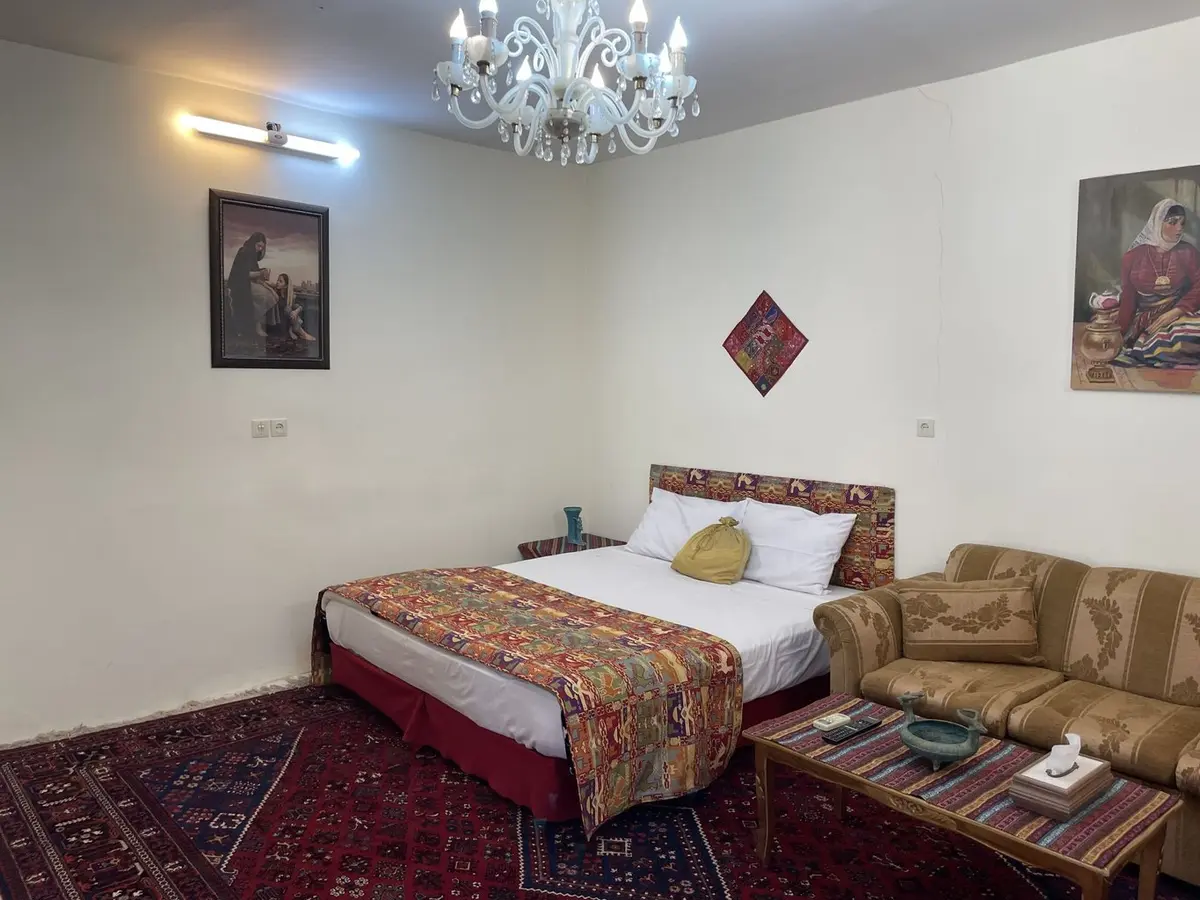 اقامتگاه سنتی نگین - دو تخته دبل برلیان