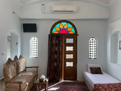 اقامتگاه سنتی نگین - سه نفره زمرد