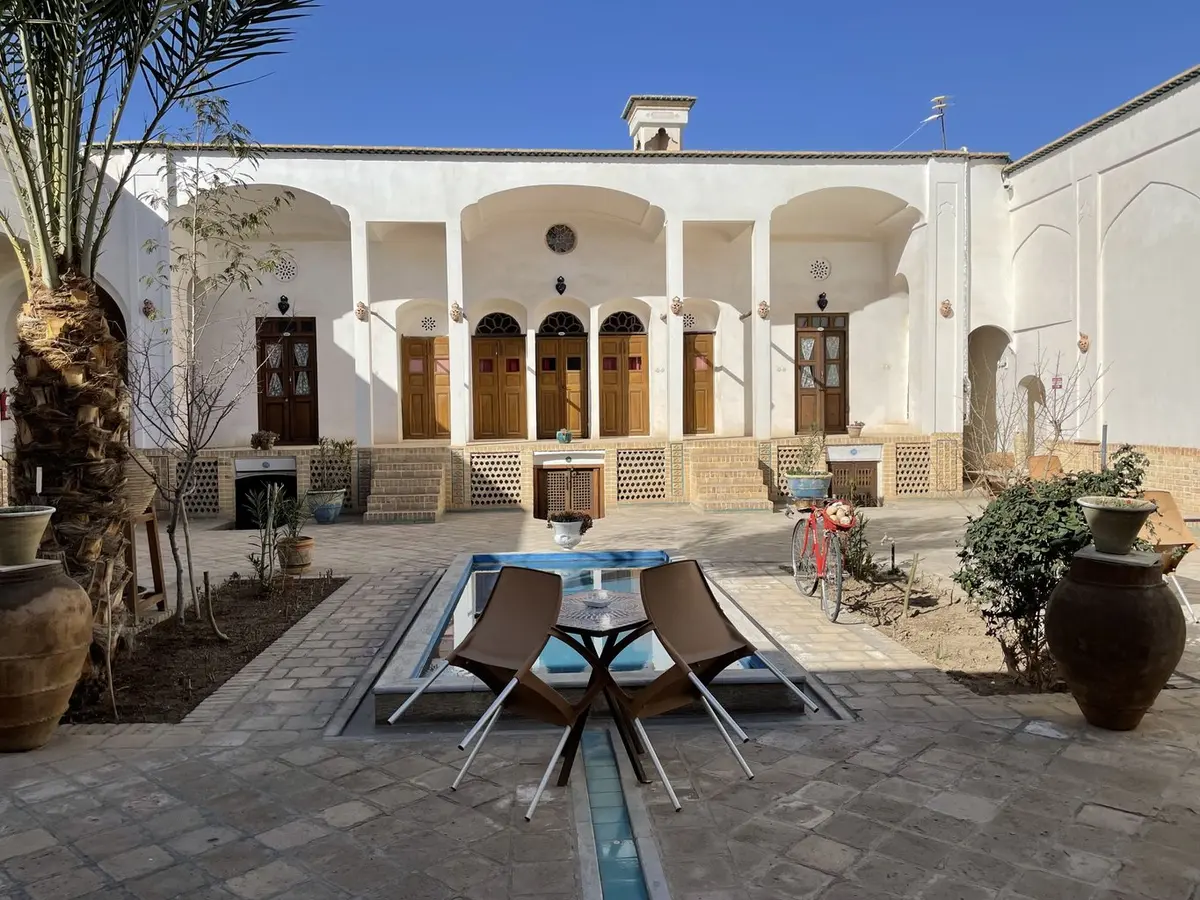 اقامتگاه سنتی نگین - یک نفره زمرد ۴