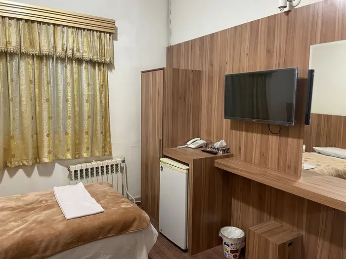 سه تخته سیاح 233