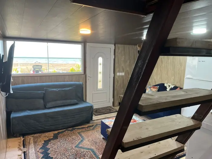 کلبه یک خوابه ساحلی تلار 2