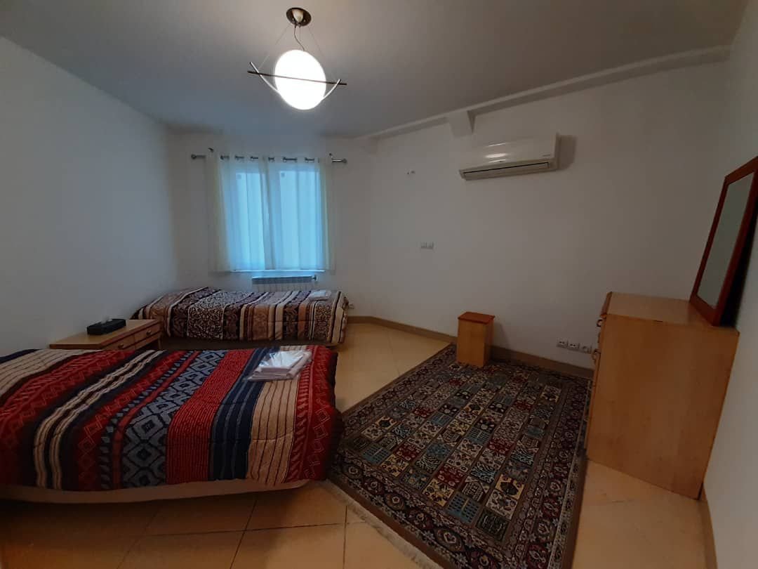 آپارتمان دوخوابه میرزادی