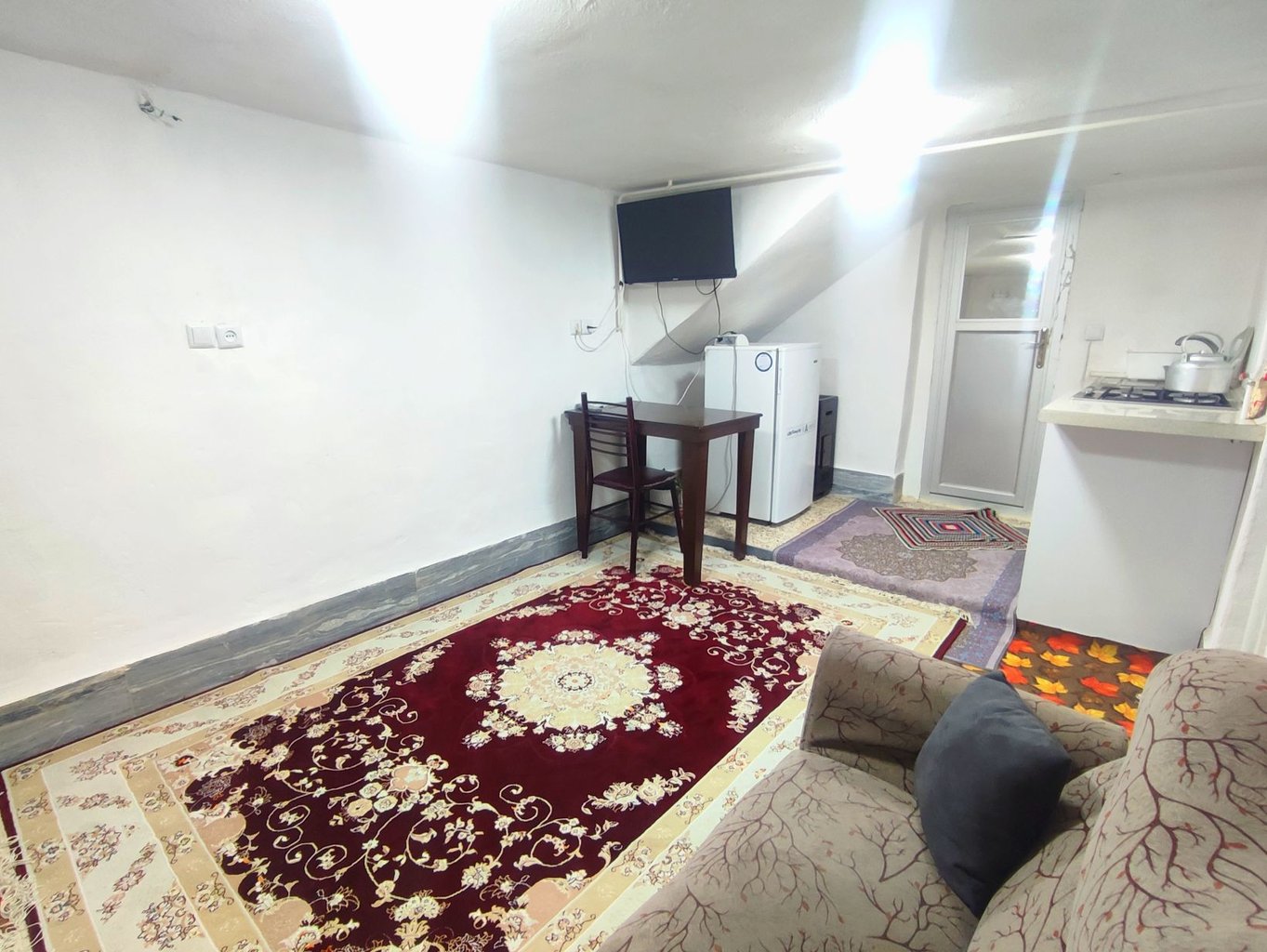 سوئیت فلت بام سبز