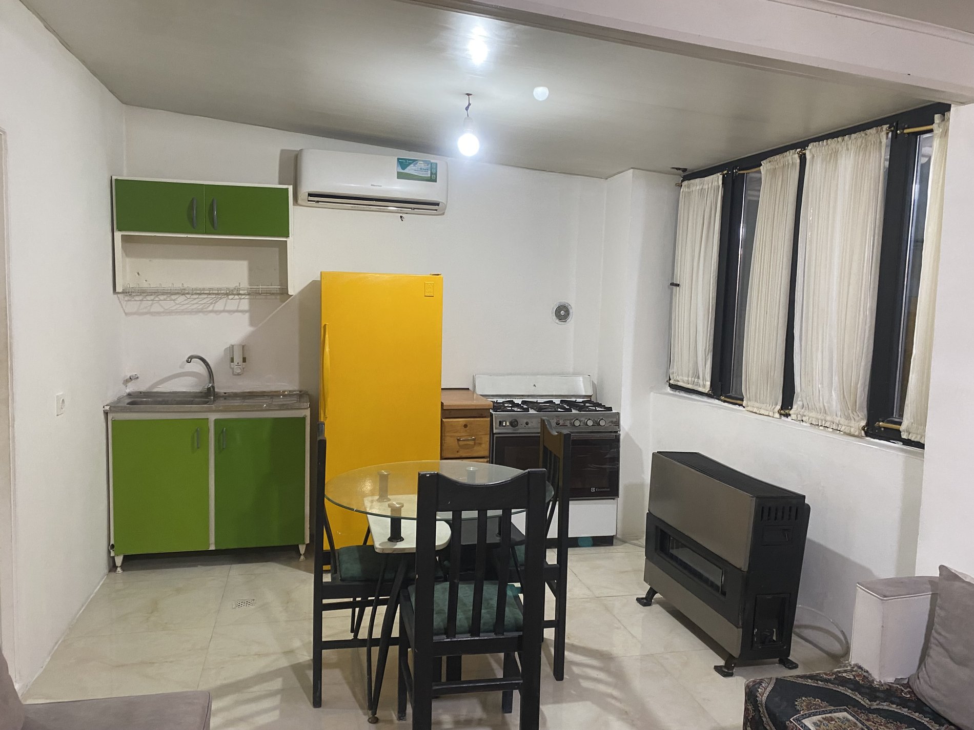 مجتمع اقامتگاهی دو خوابه رو به دریا متل نفیس