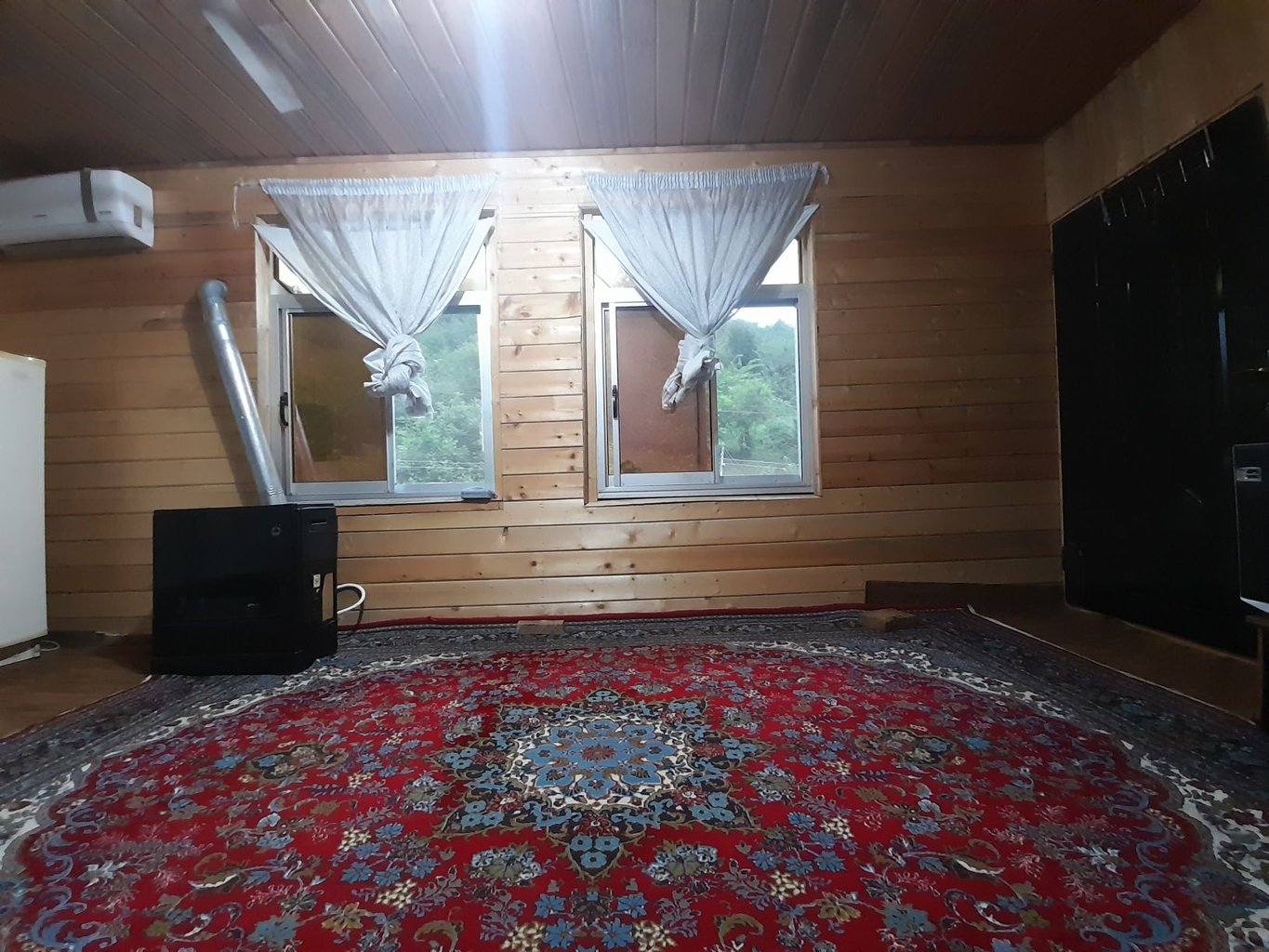 یک خوابه چوبی شمعدانی مرکی 3