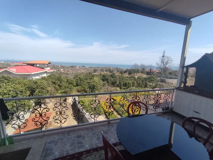 ویلا دوخوابه سفید تمشک - ویو به دریا