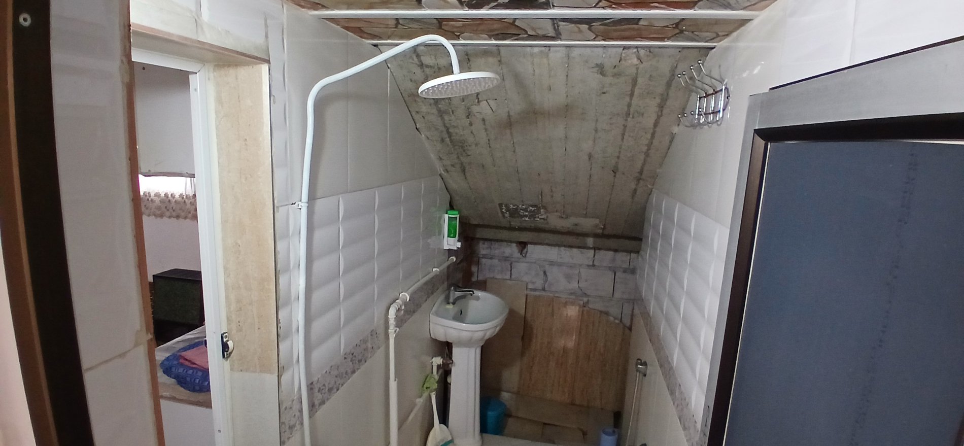 سوئیت فلت باران ۴