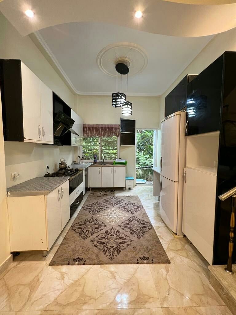 ویلا دوخوابه استخردار آبگرم یگانه