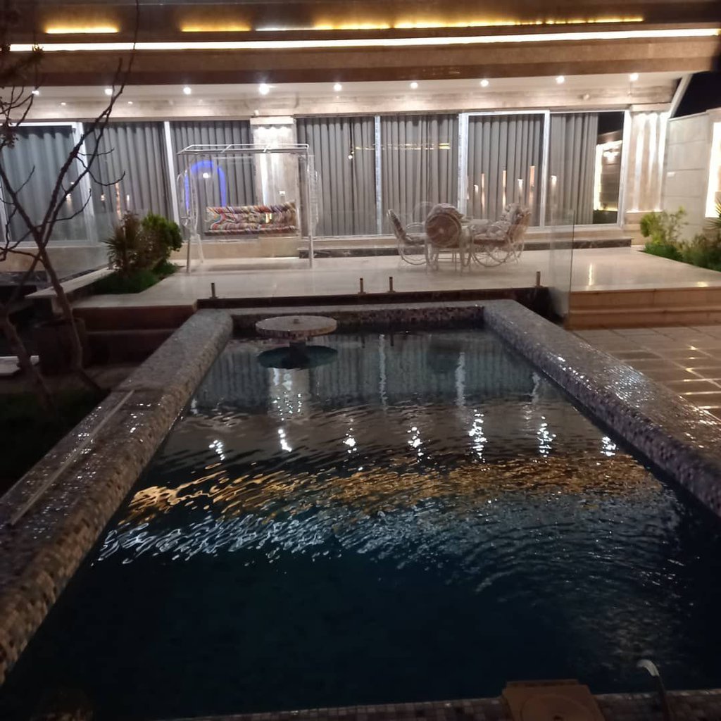 ویلا دوخوابه استخردار خوشنام 1 - استخر