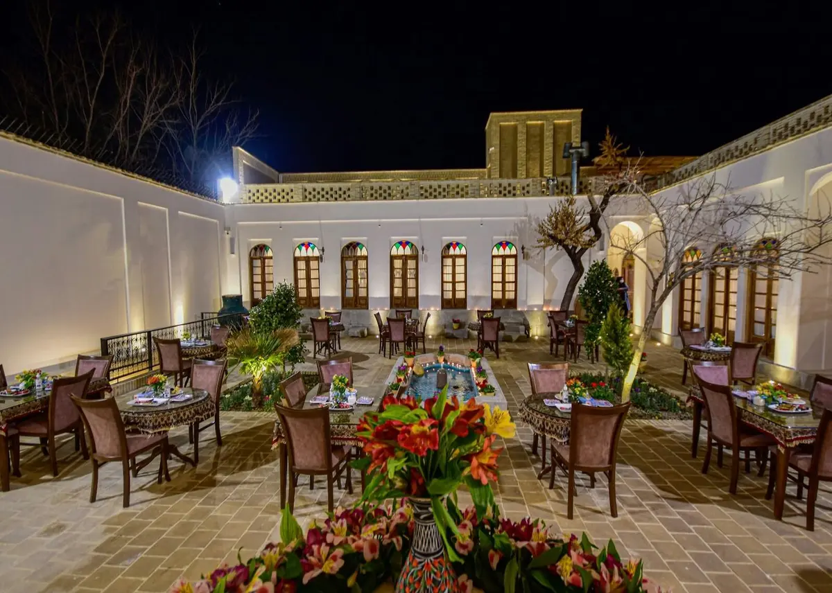 اقامتگاه سنتی هزار و یک شب چهارباغ - اتاق صفاهان