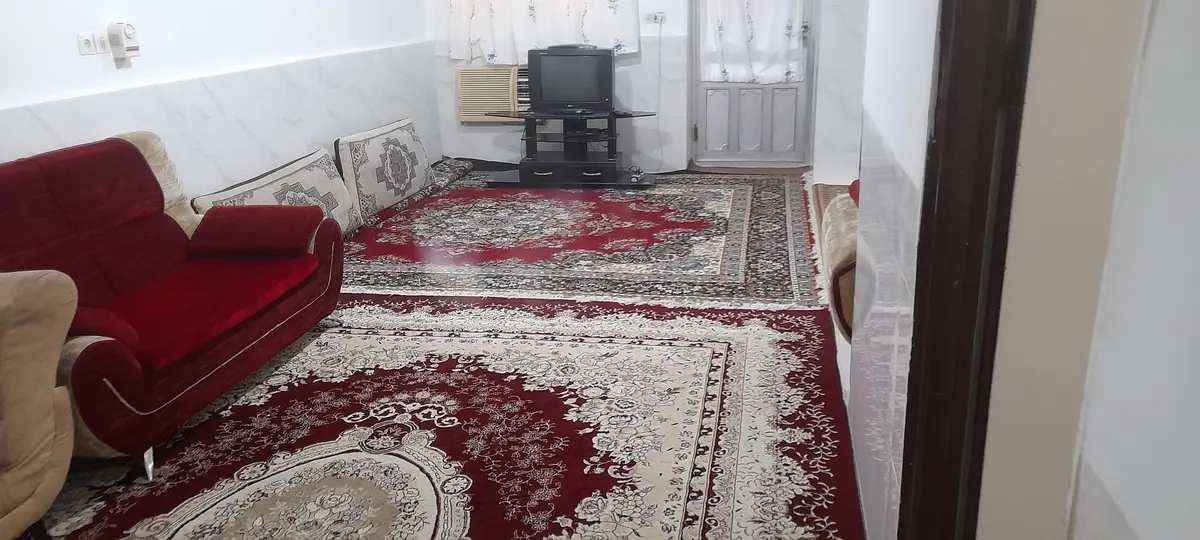 یک خوابه گلبرگ 6