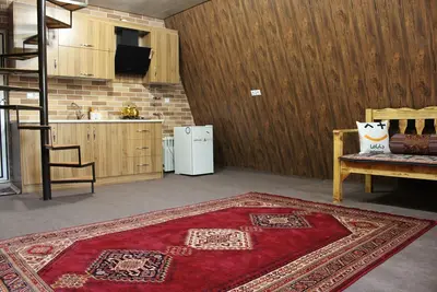 کلبه یک خوابه چوبی توسادار