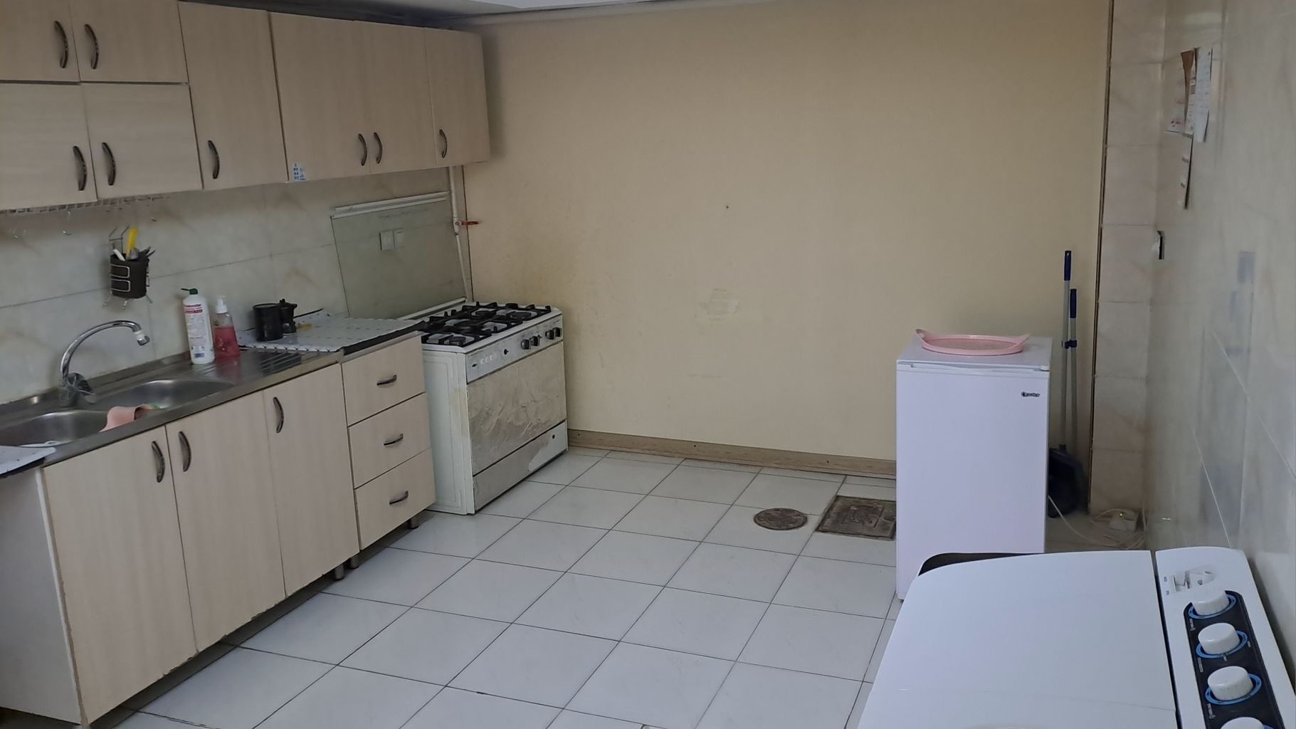 آپارتمان یک خوابه گلچین 7