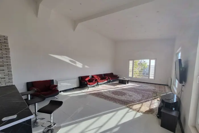 دوخوابه استخردار قره قباد