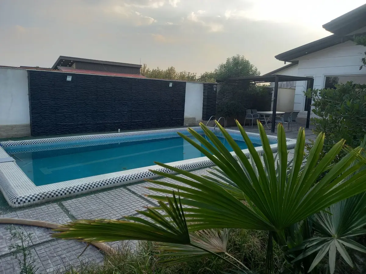 ویلا دوخوابه استخردار آبگرم کارن 4