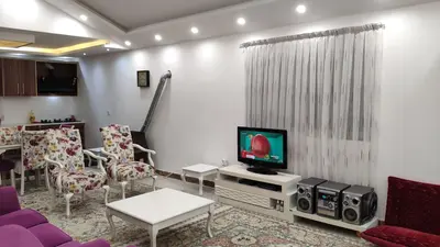 ویلا دوخوابه جنگلی صنوبر