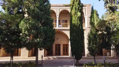 اقامتگاه سنتی شاه ولی - واحد سه دری