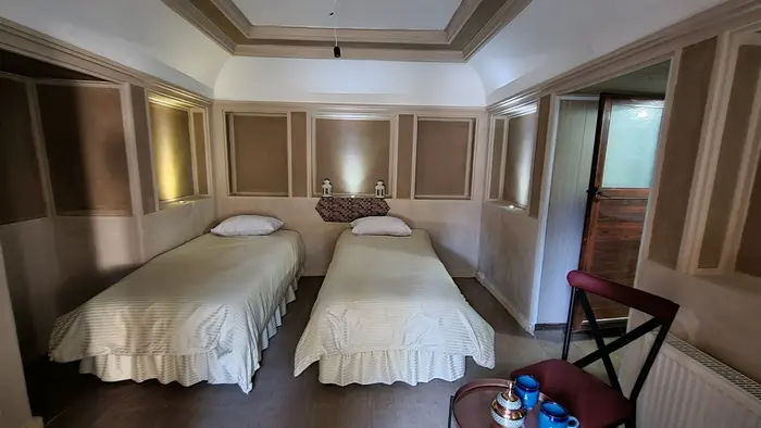 اقامتگاه سنتی شاه ولی - واحد دوتخته تویین